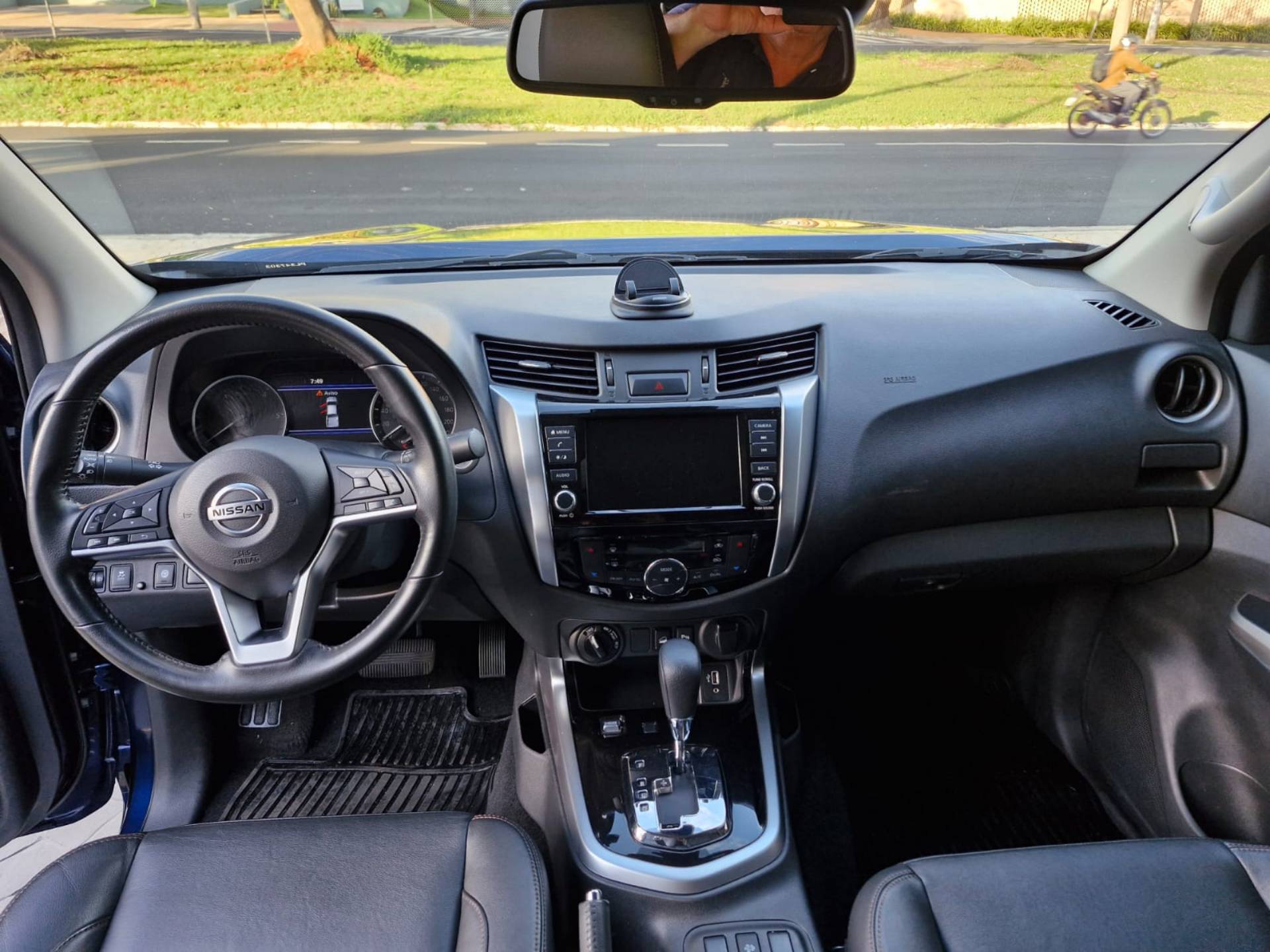 NISSAN FRONTIER