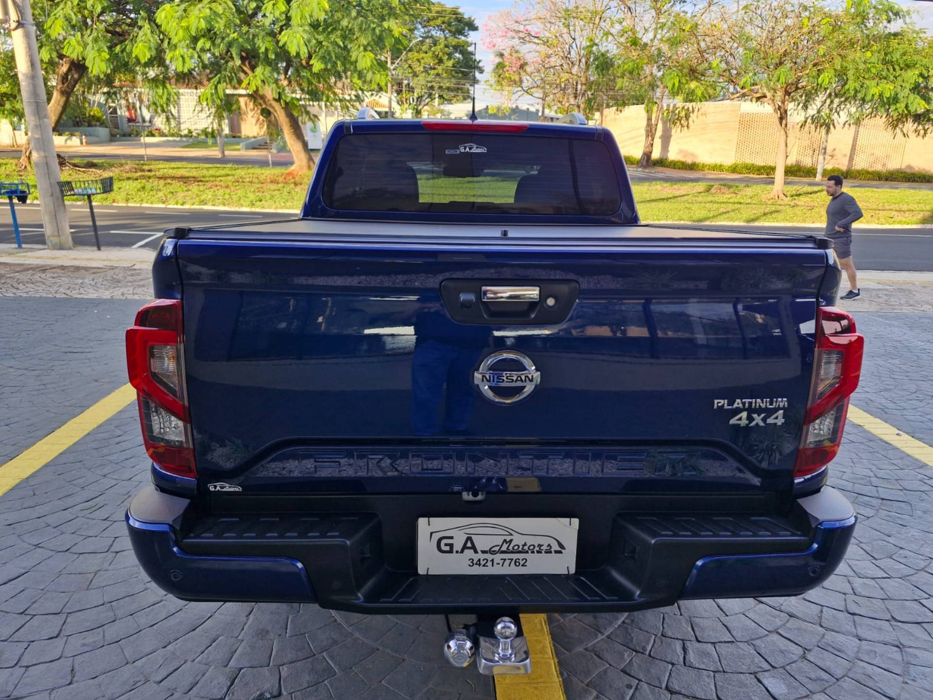 NISSAN FRONTIER