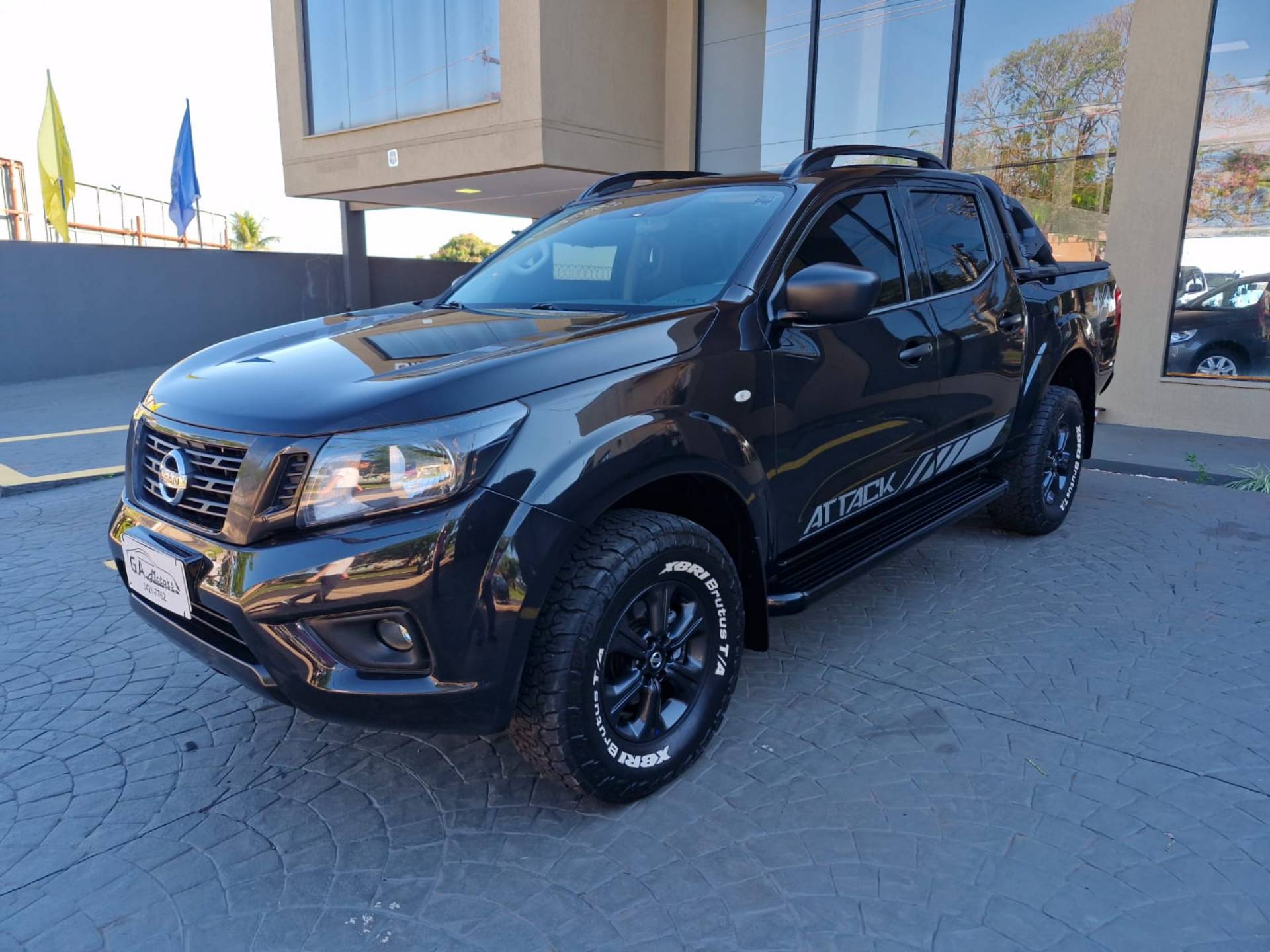 NISSAN FRONTIER