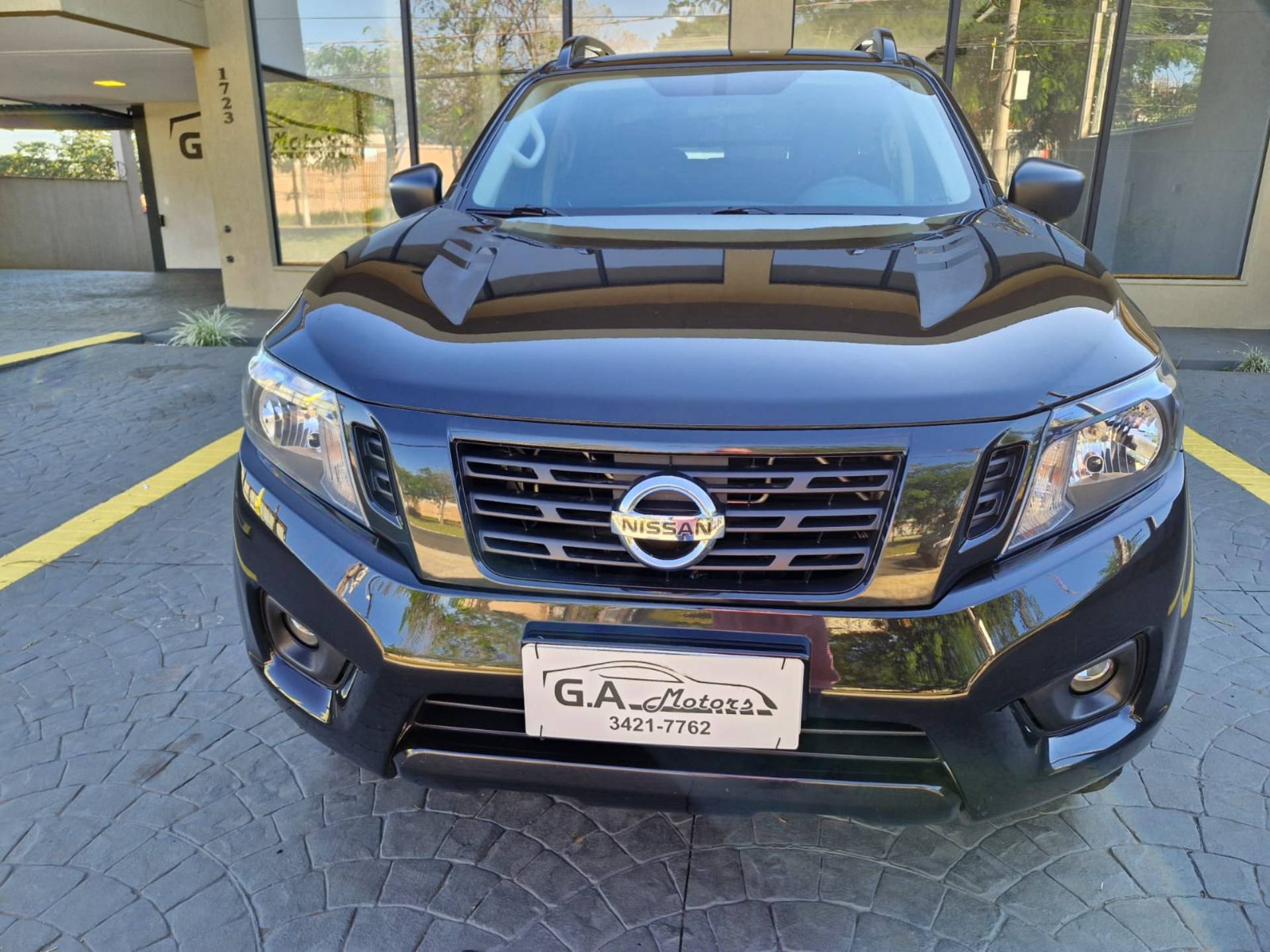 NISSAN FRONTIER