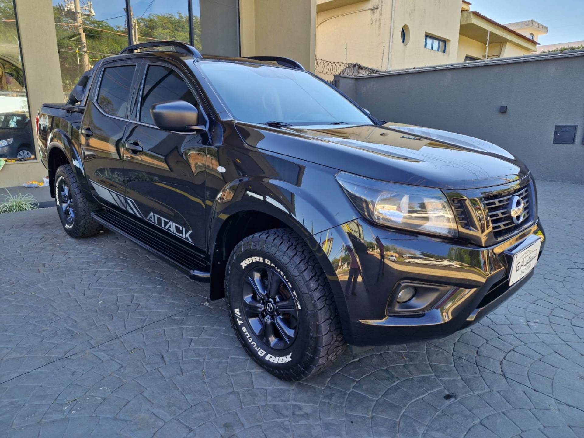 NISSAN FRONTIER