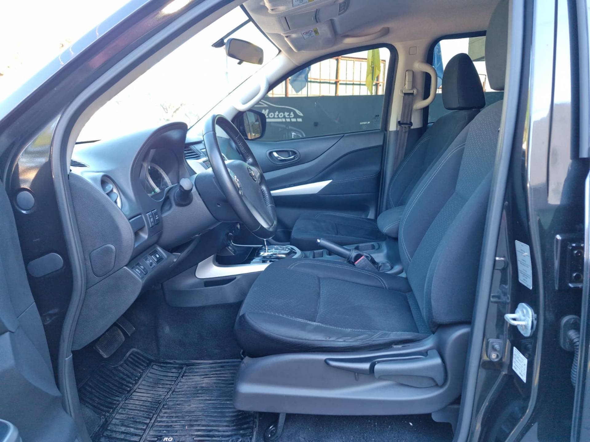NISSAN FRONTIER