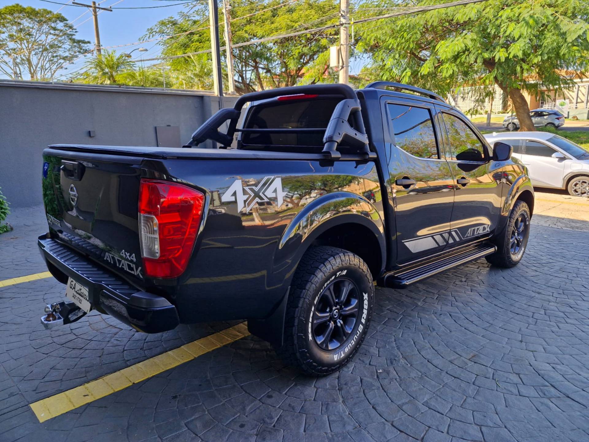 NISSAN FRONTIER