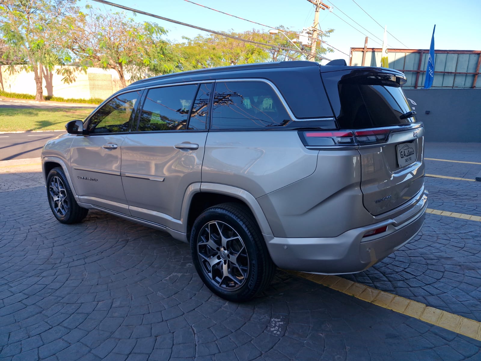 JEEP COMMANDER