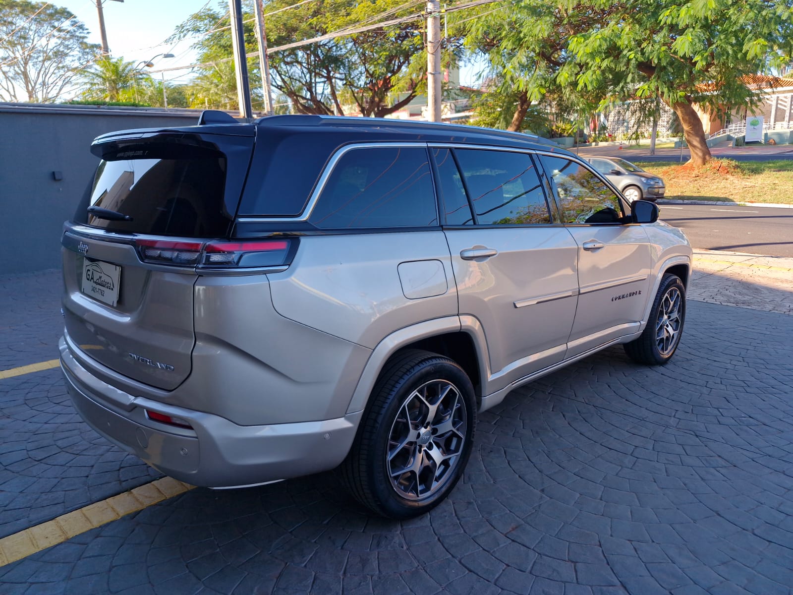 JEEP COMMANDER