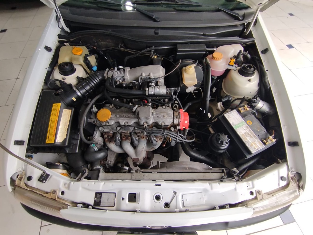 ASTRA 2.0 MPFI GLS 8V