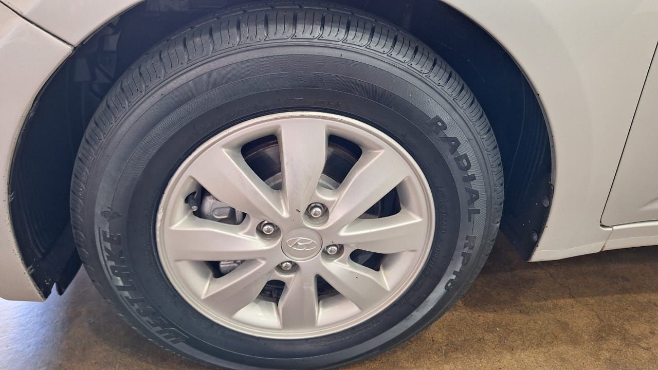 HB20S 1.0 COMFORT PLUS 12V