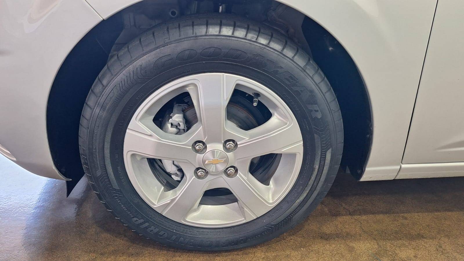 CHEVROLET ONIX