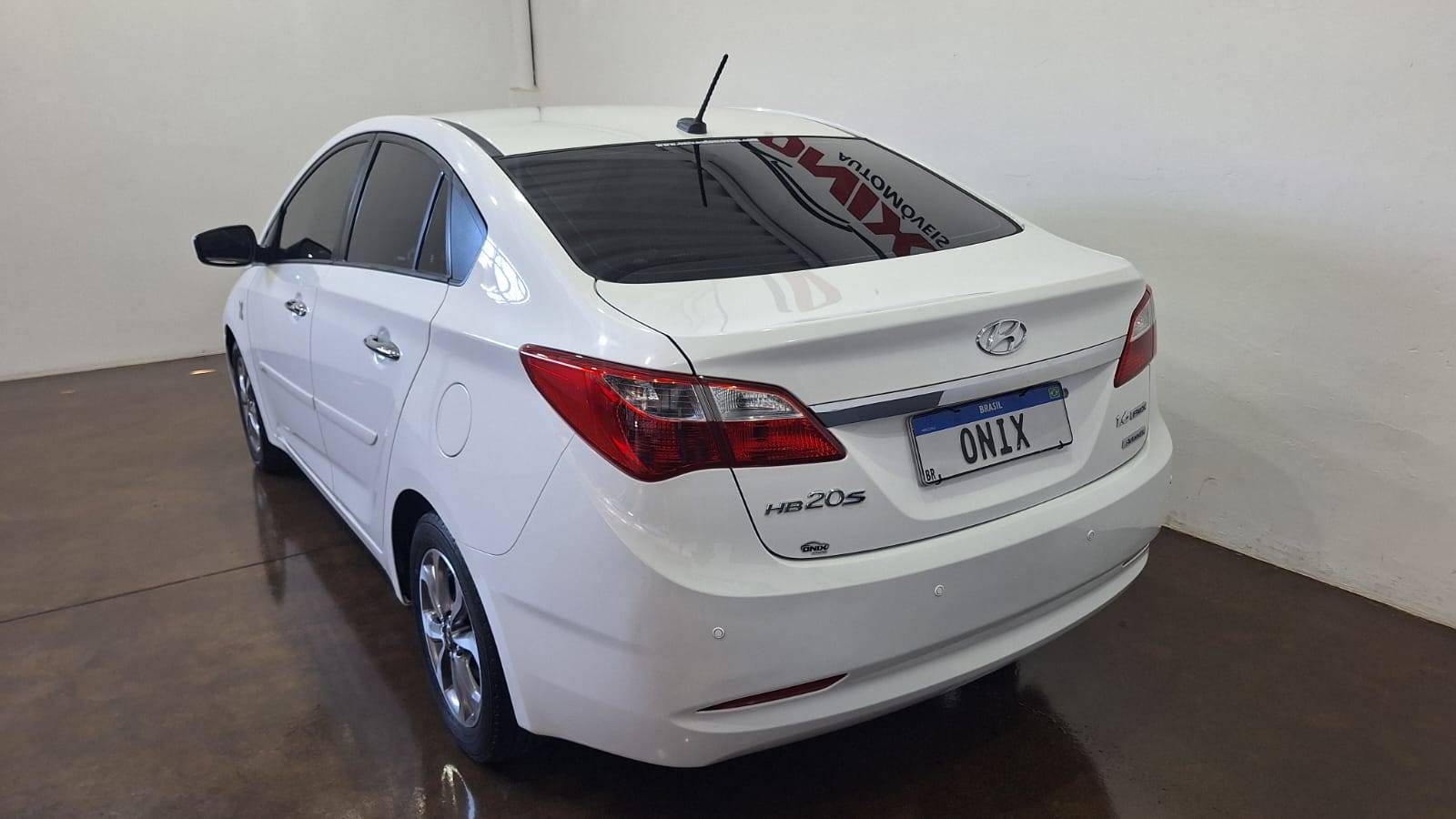 HYUNDAI HB20S