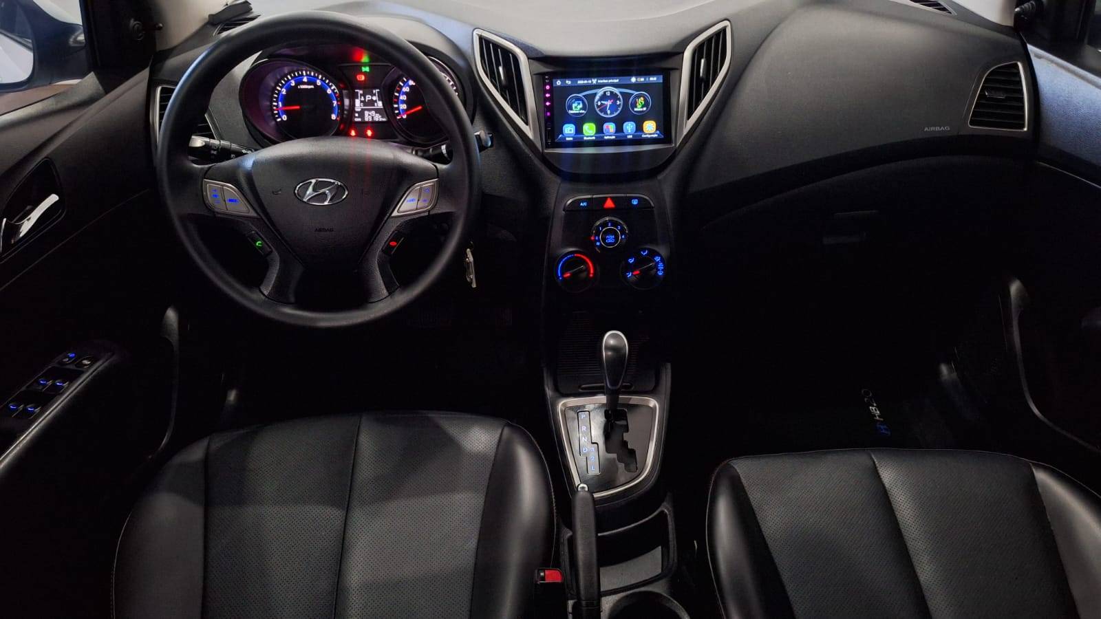 HYUNDAI HB20S