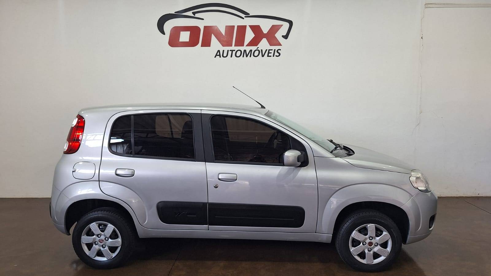 FIAT UNO