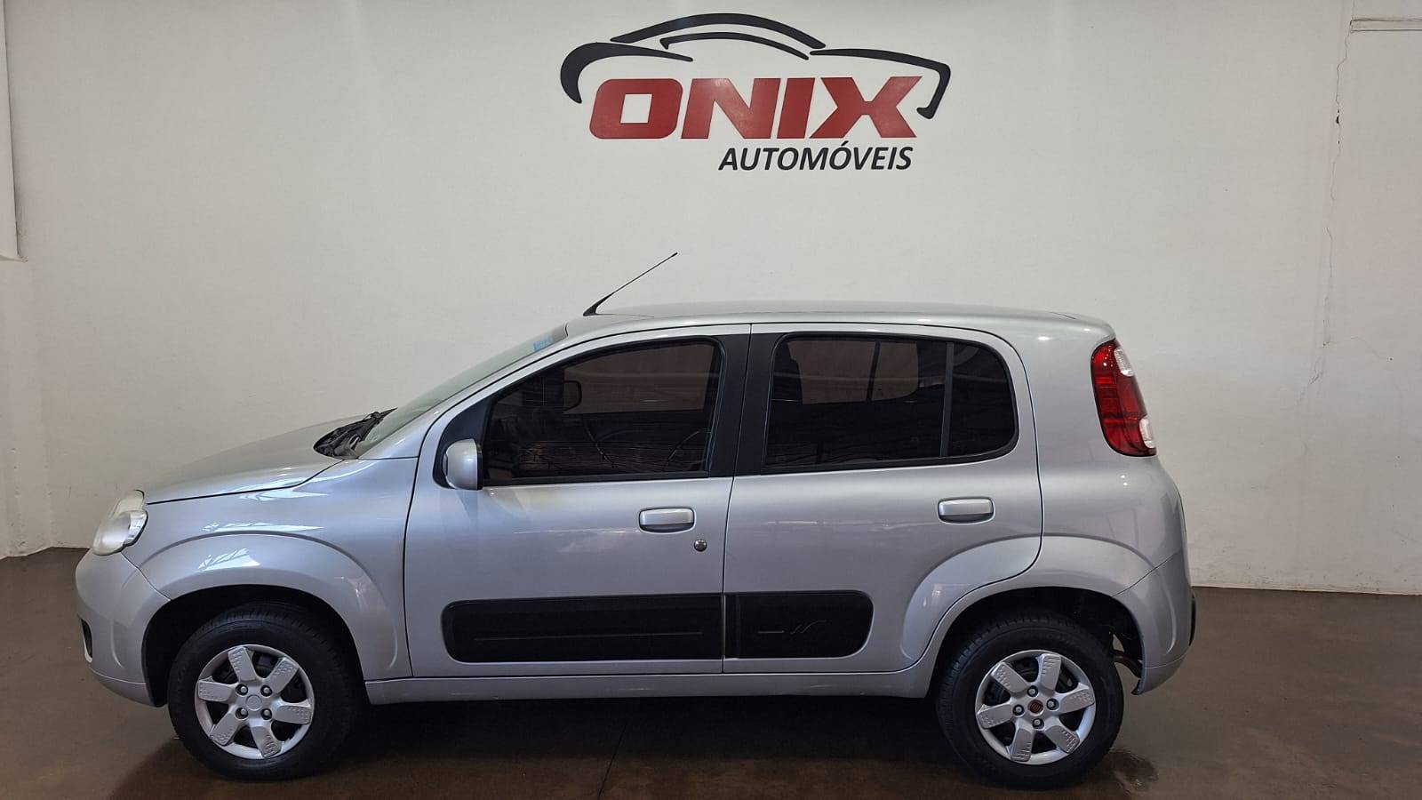 FIAT UNO
