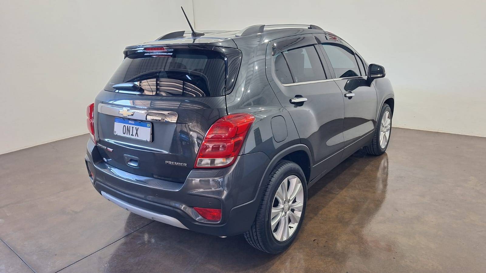 CHEVROLET TRACKER