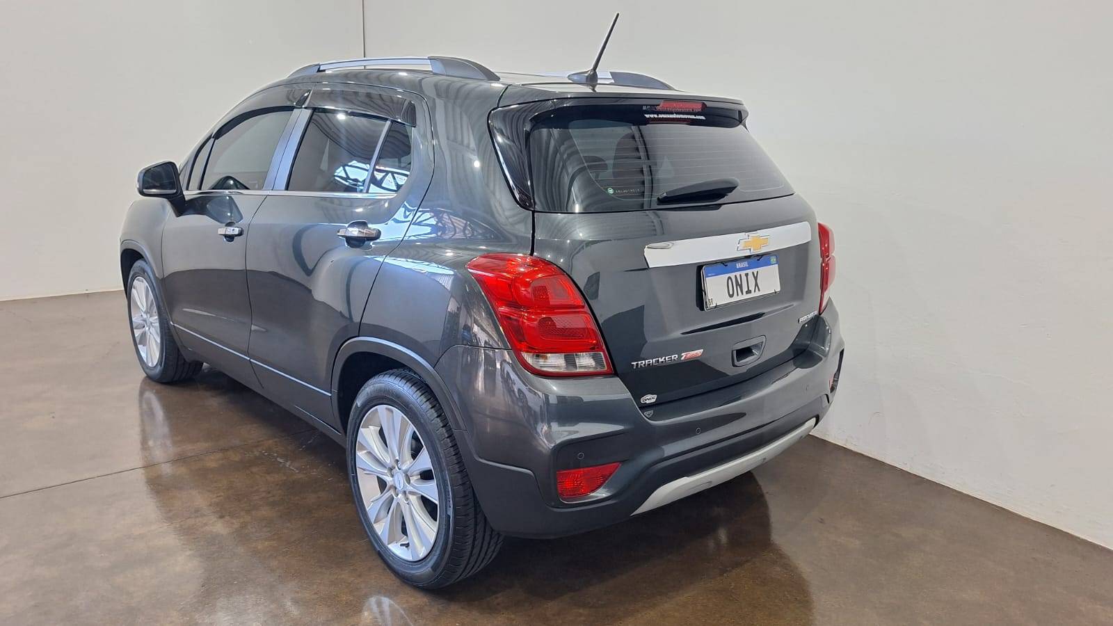 CHEVROLET TRACKER
