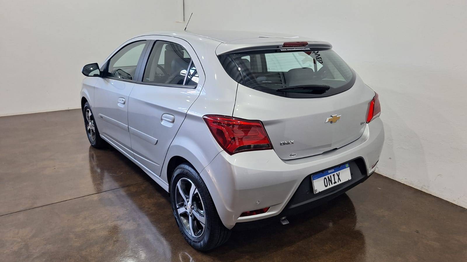 CHEVROLET ONIX
