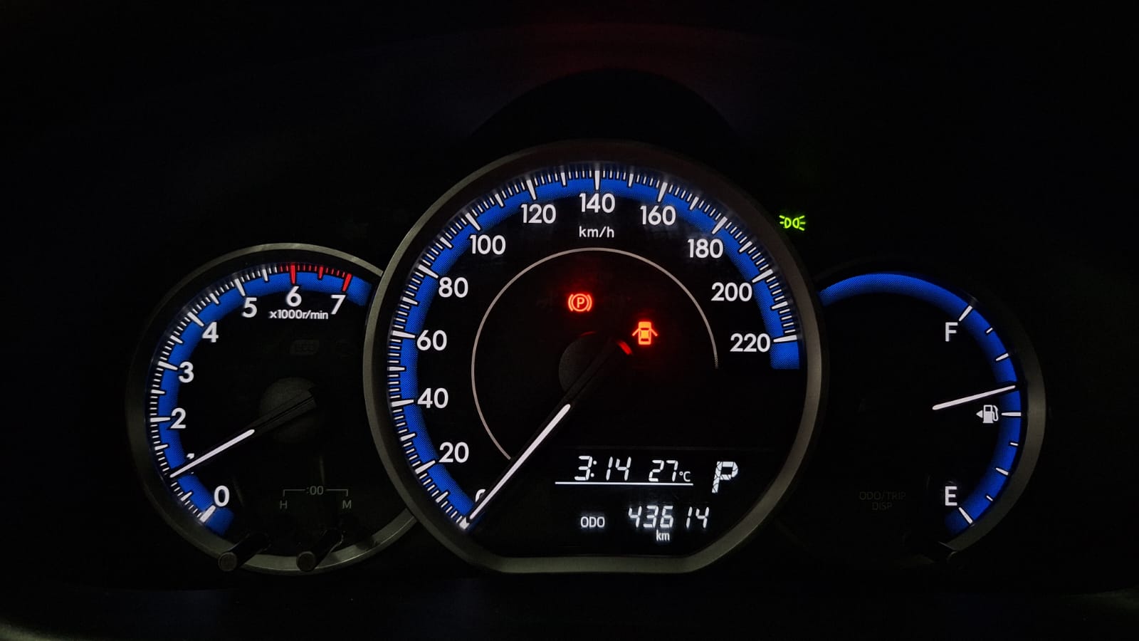 TOYOTA YARIS