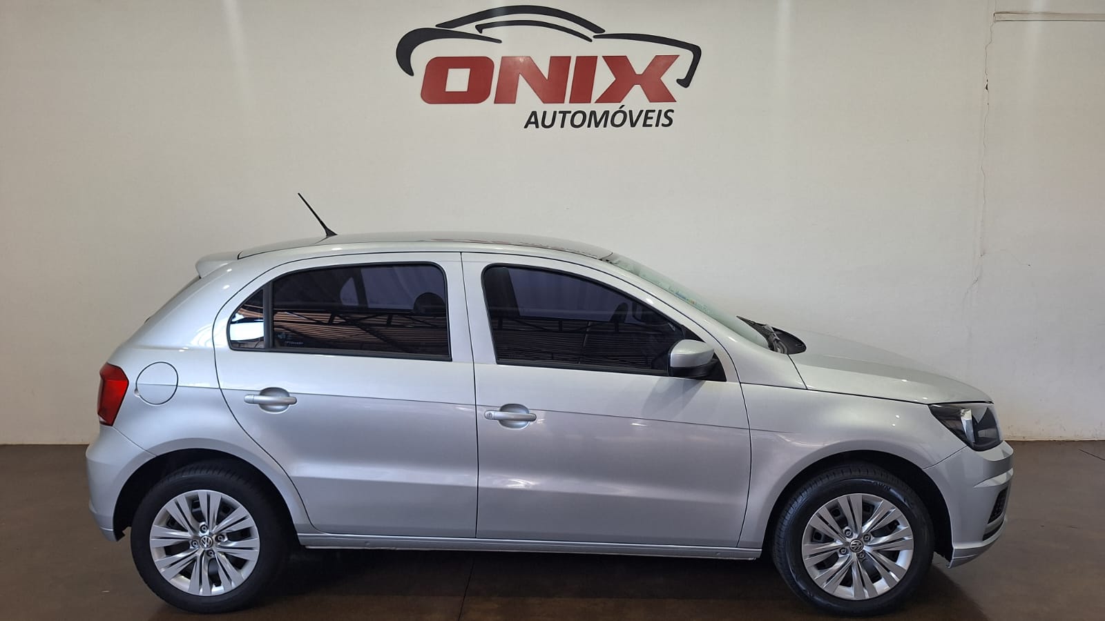 VOLKSWAGEN GOL