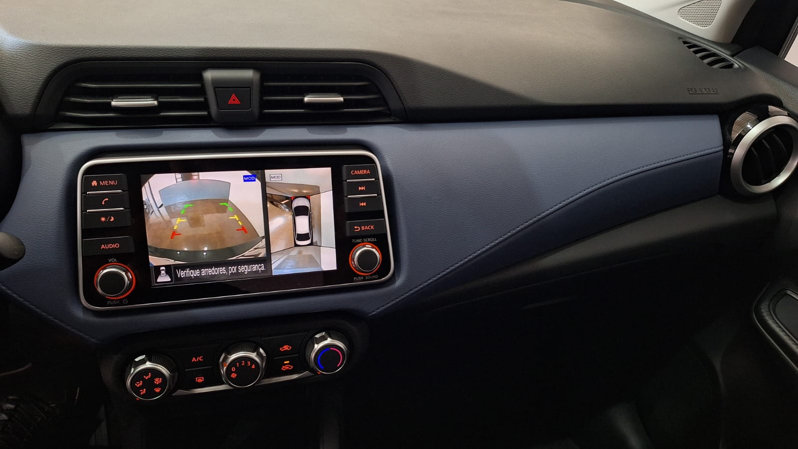 NISSAN VERSA