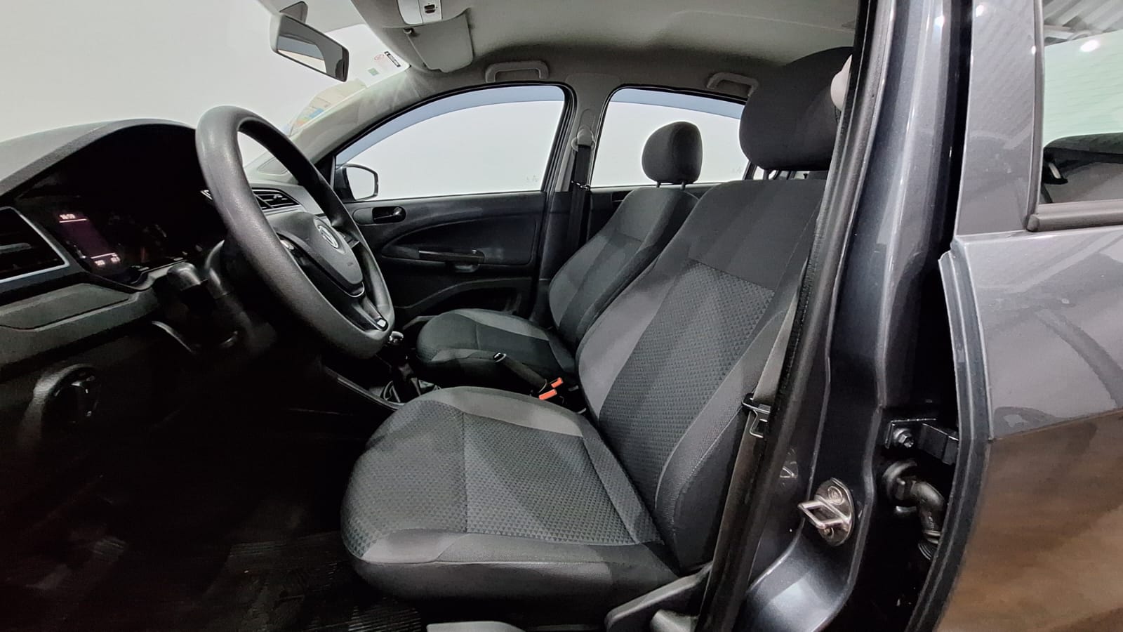VOLKSWAGEN VOYAGE