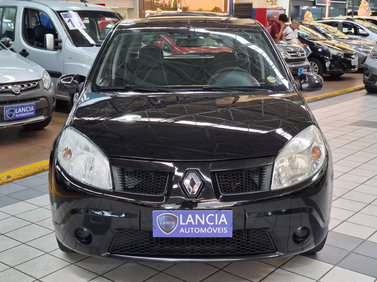 RENAULT SANDERO