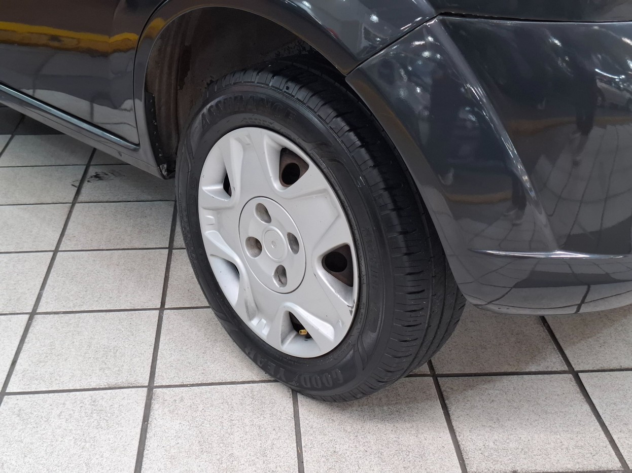 FORD FIESTA