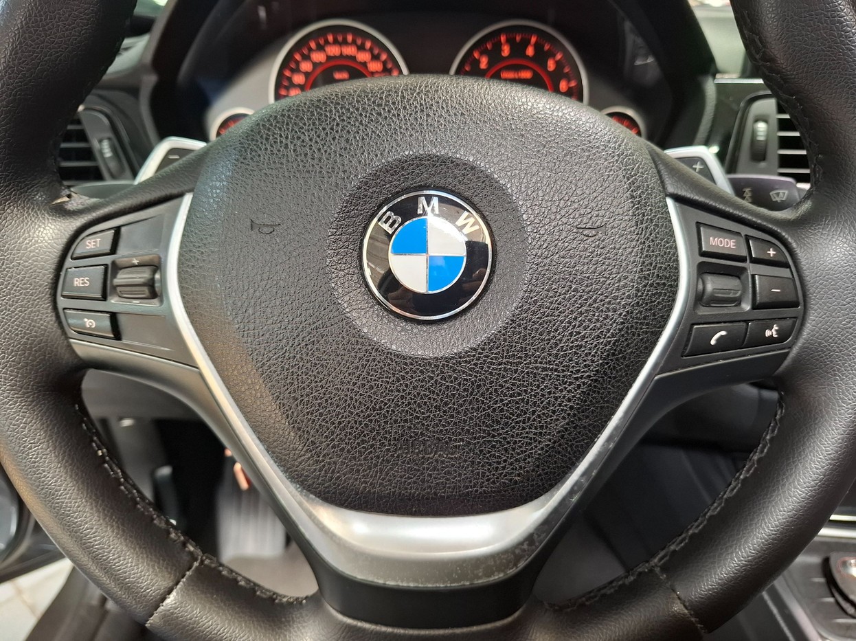 BMW 328i