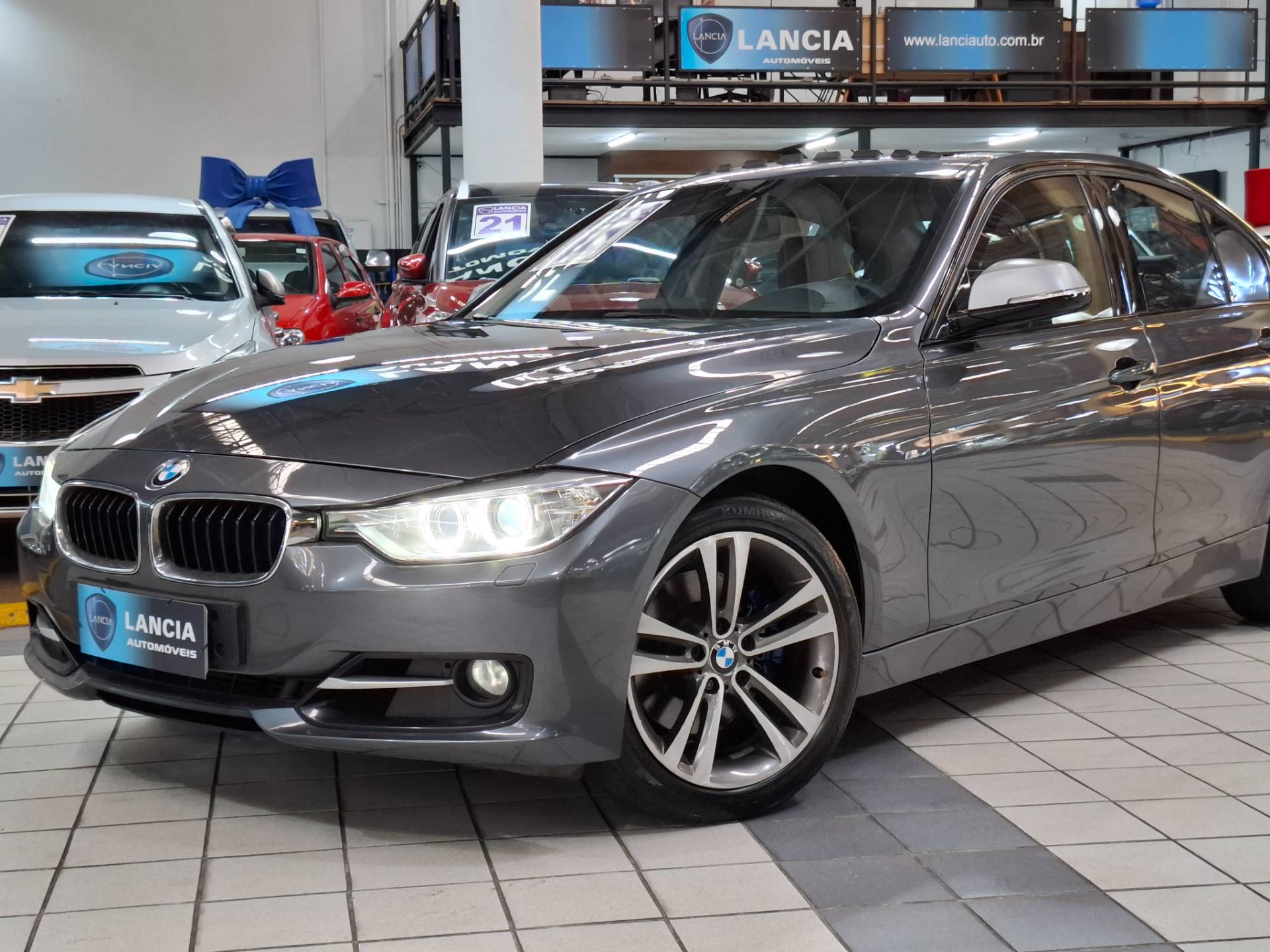 BMW 328i