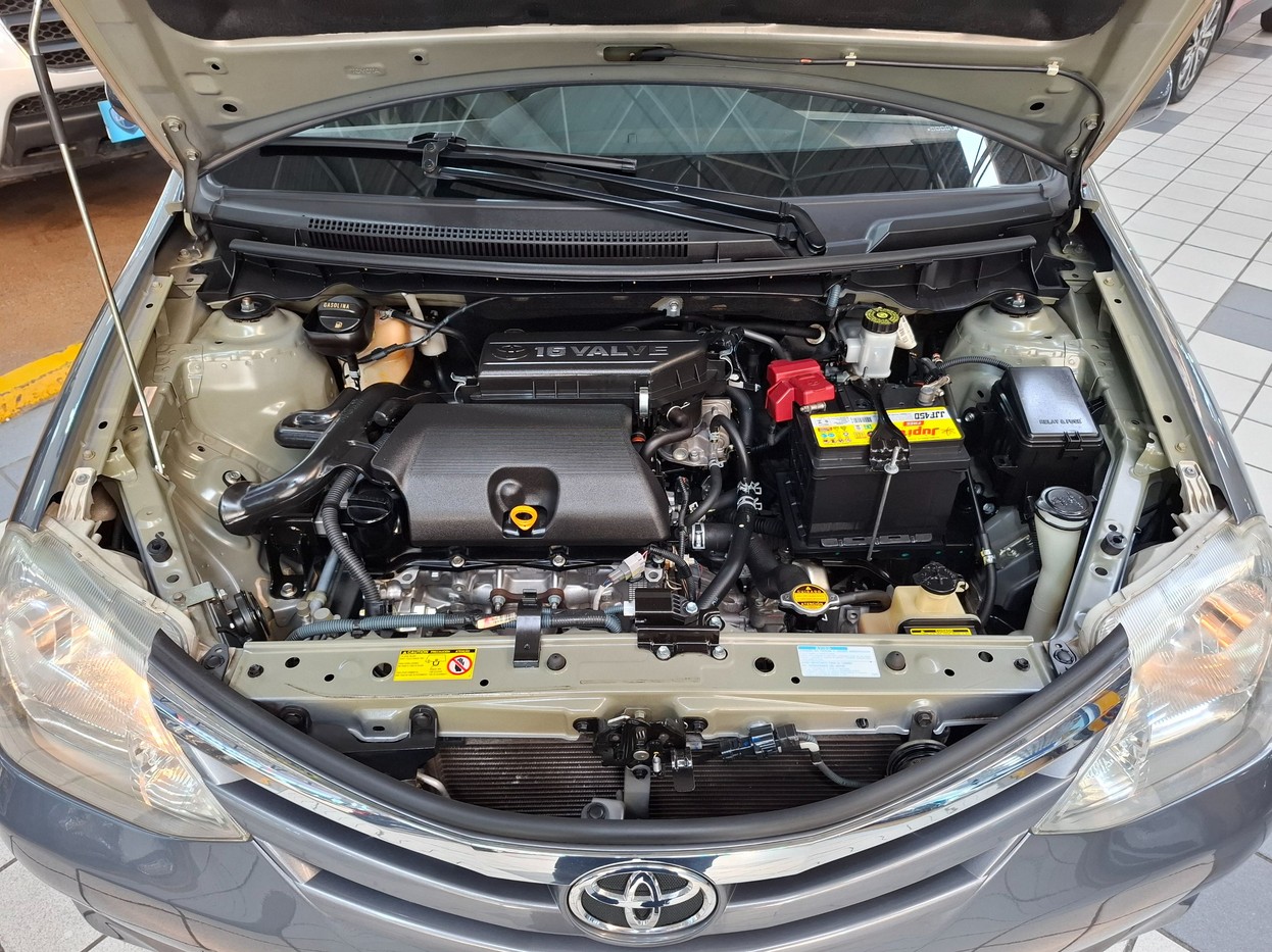 TOYOTA ETIOS