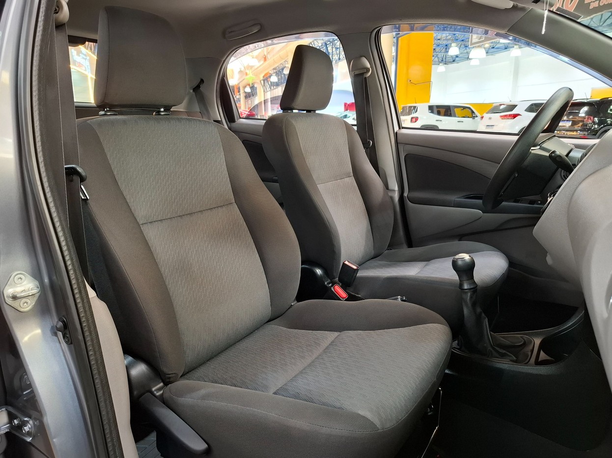TOYOTA ETIOS