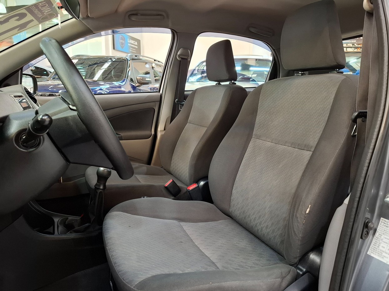 TOYOTA ETIOS