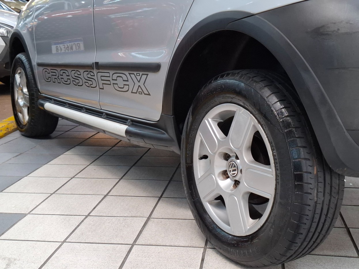 VOLKSWAGEN CROSSFOX