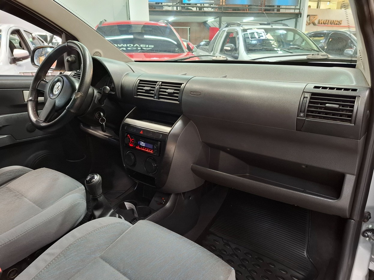 VOLKSWAGEN CROSSFOX