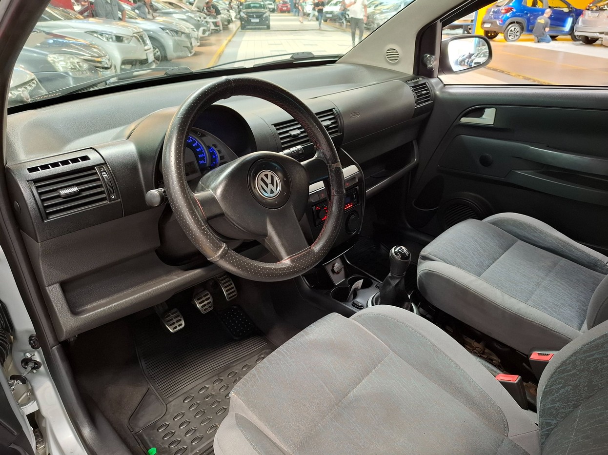 VOLKSWAGEN CROSSFOX