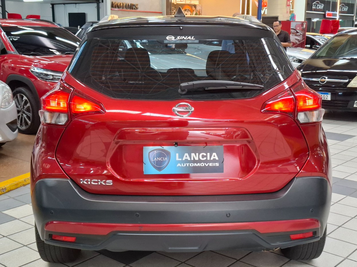 NISSAN KICKS