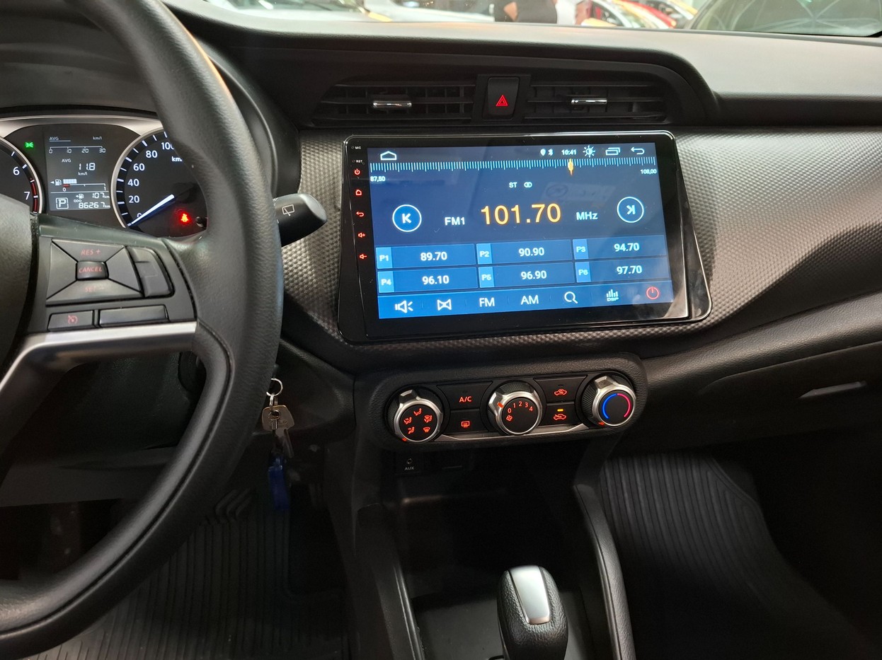 NISSAN KICKS