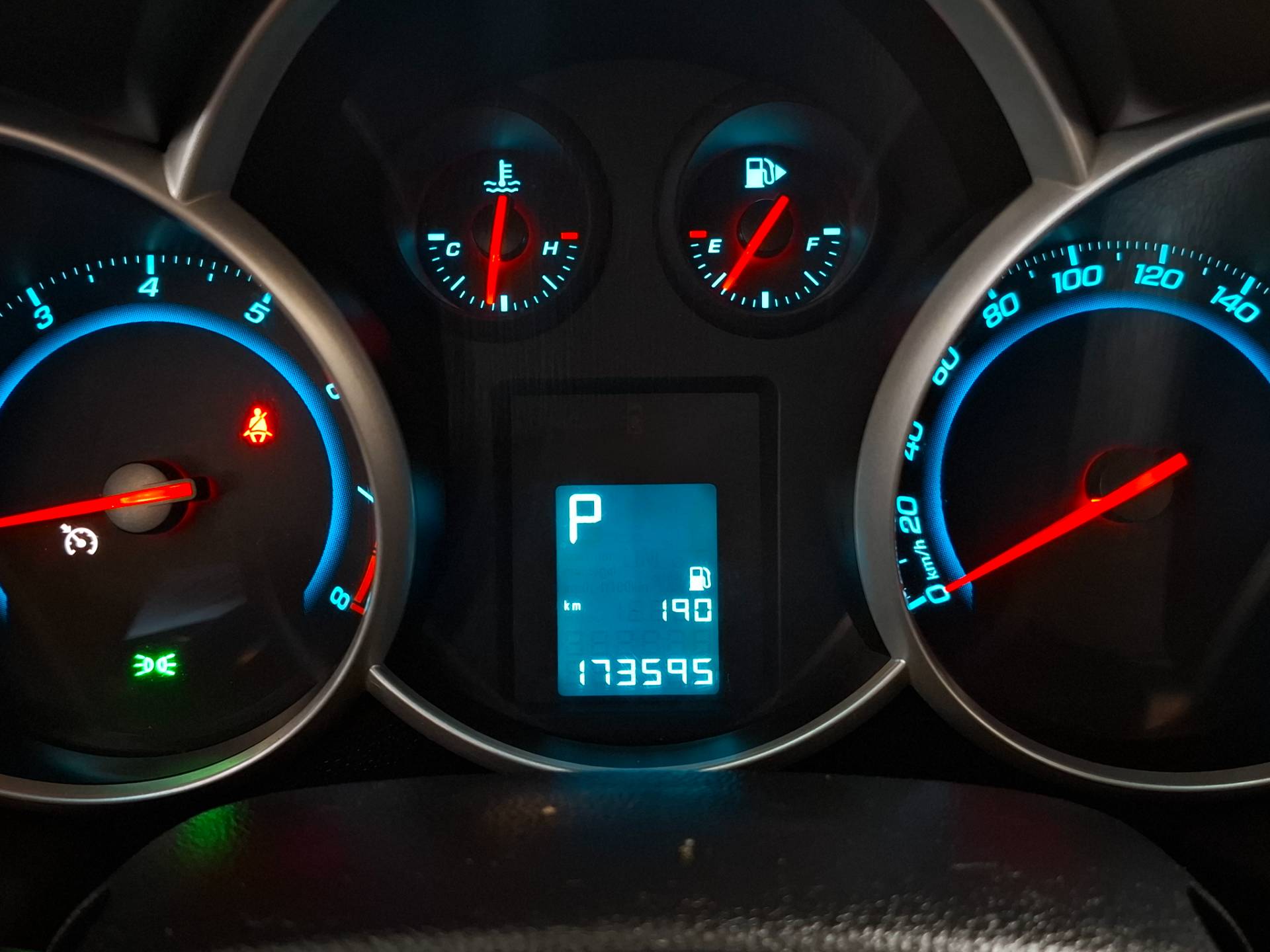 CHEVROLET CRUZE