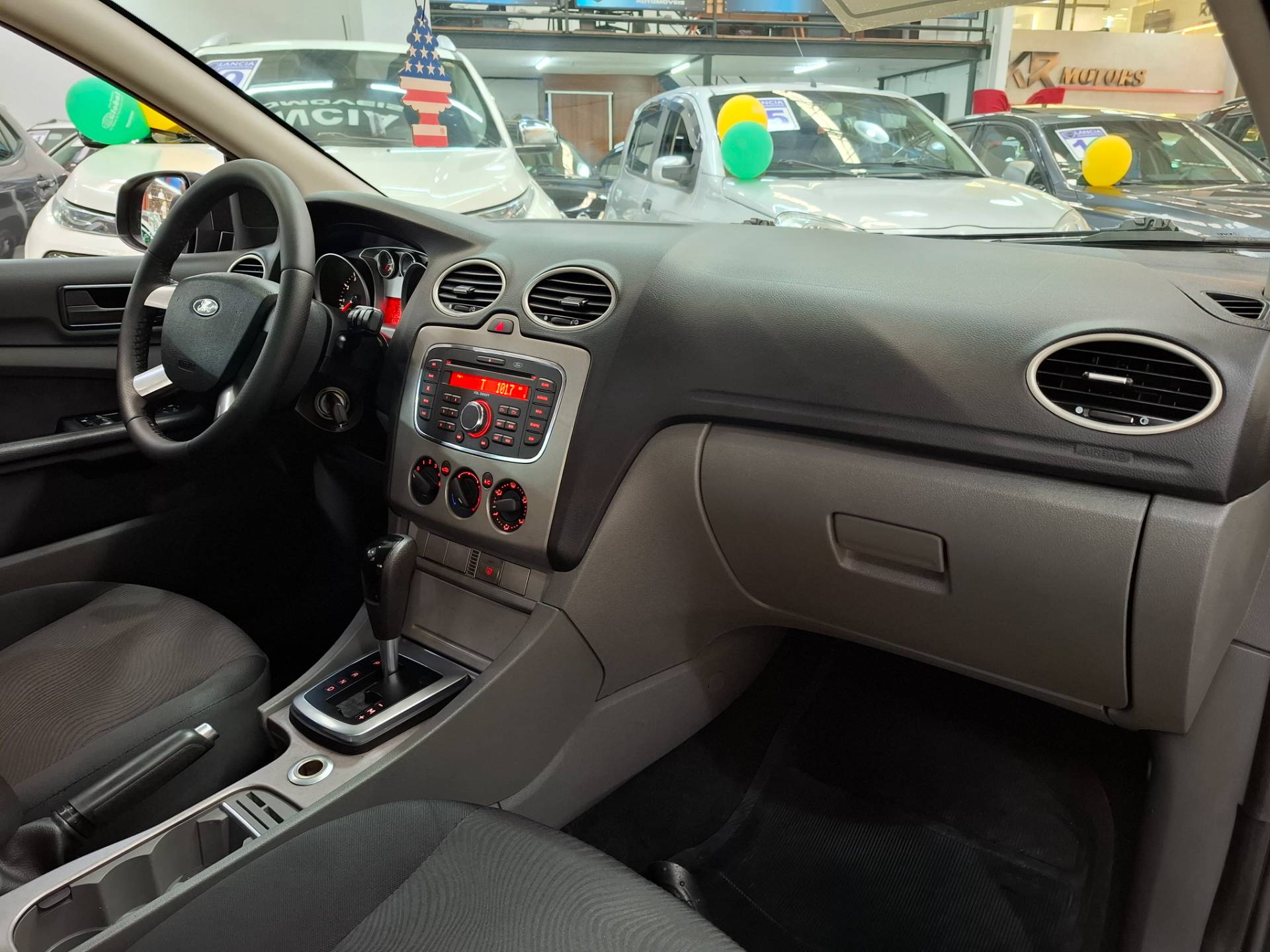 FORD FOCUS