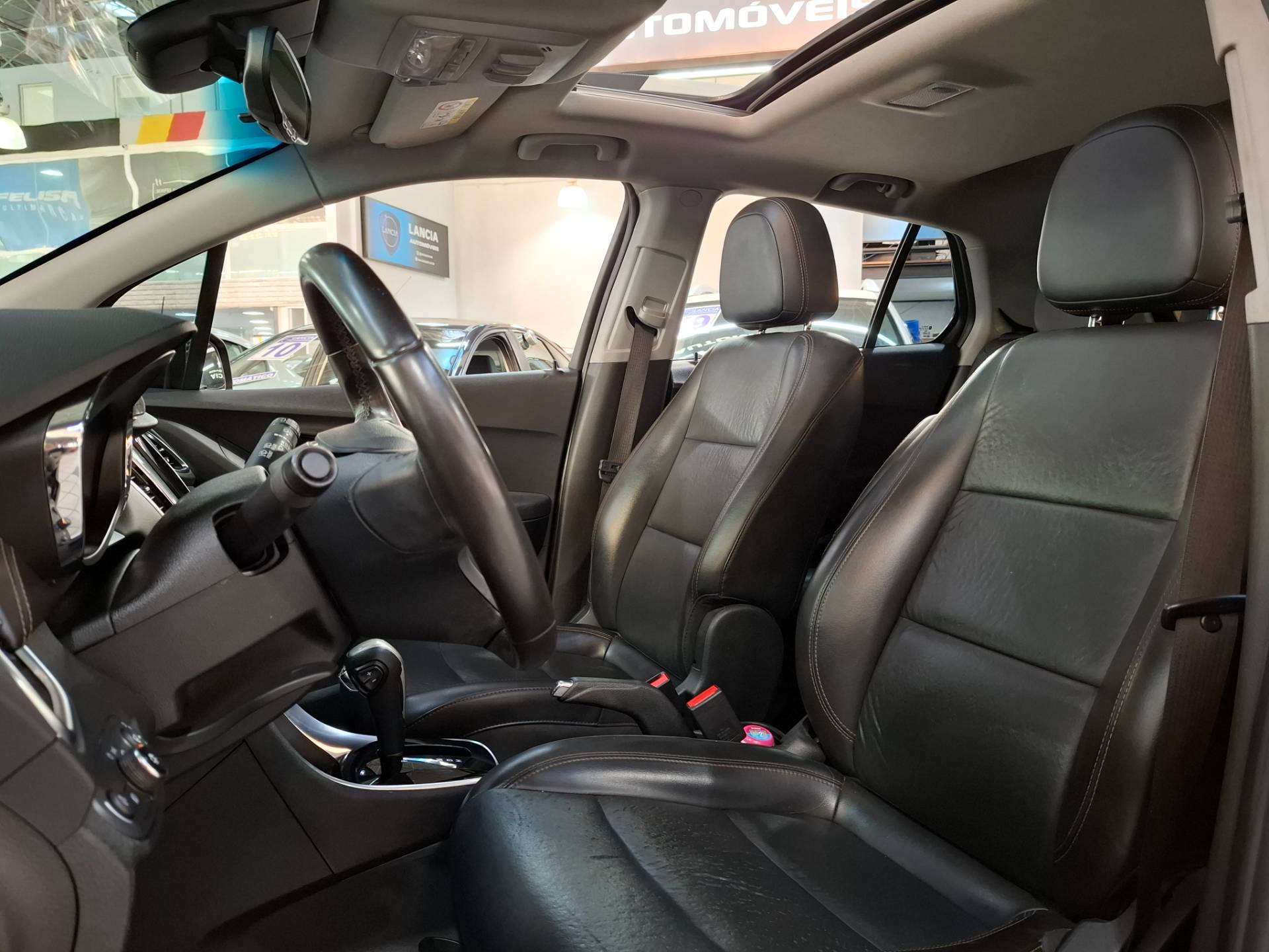 CHEVROLET TRACKER