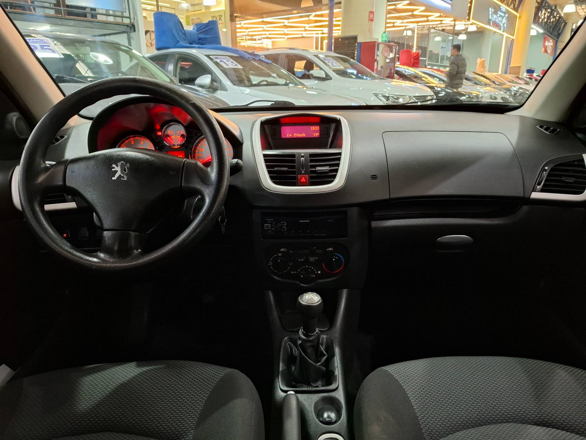 PEUGEOT 207