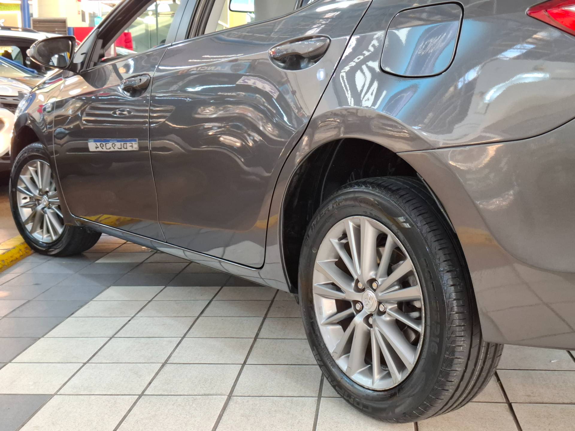 TOYOTA COROLLA