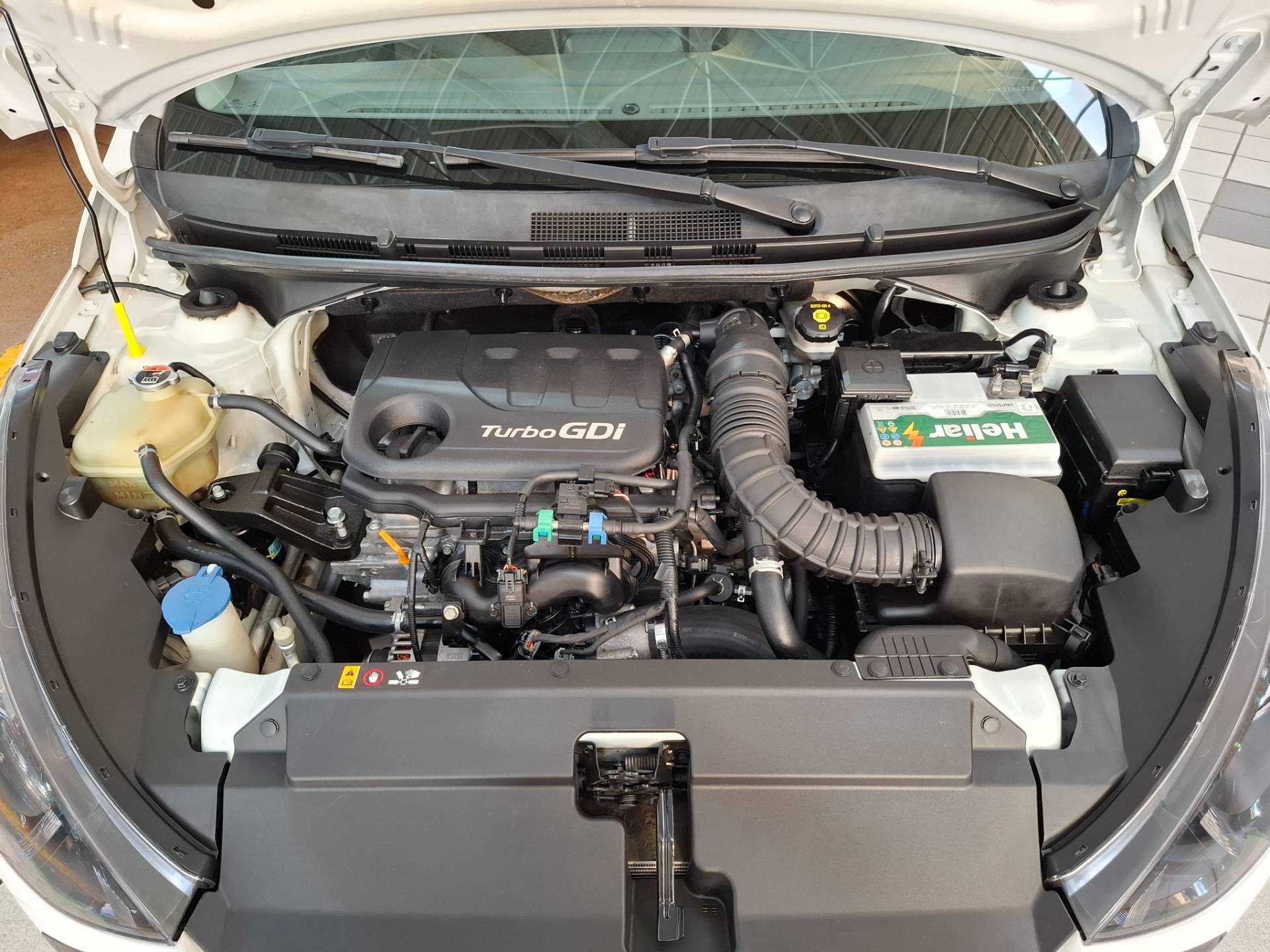 HYUNDAI HB20S