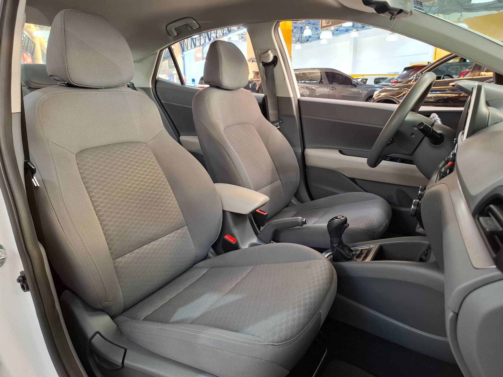 HYUNDAI HB20S