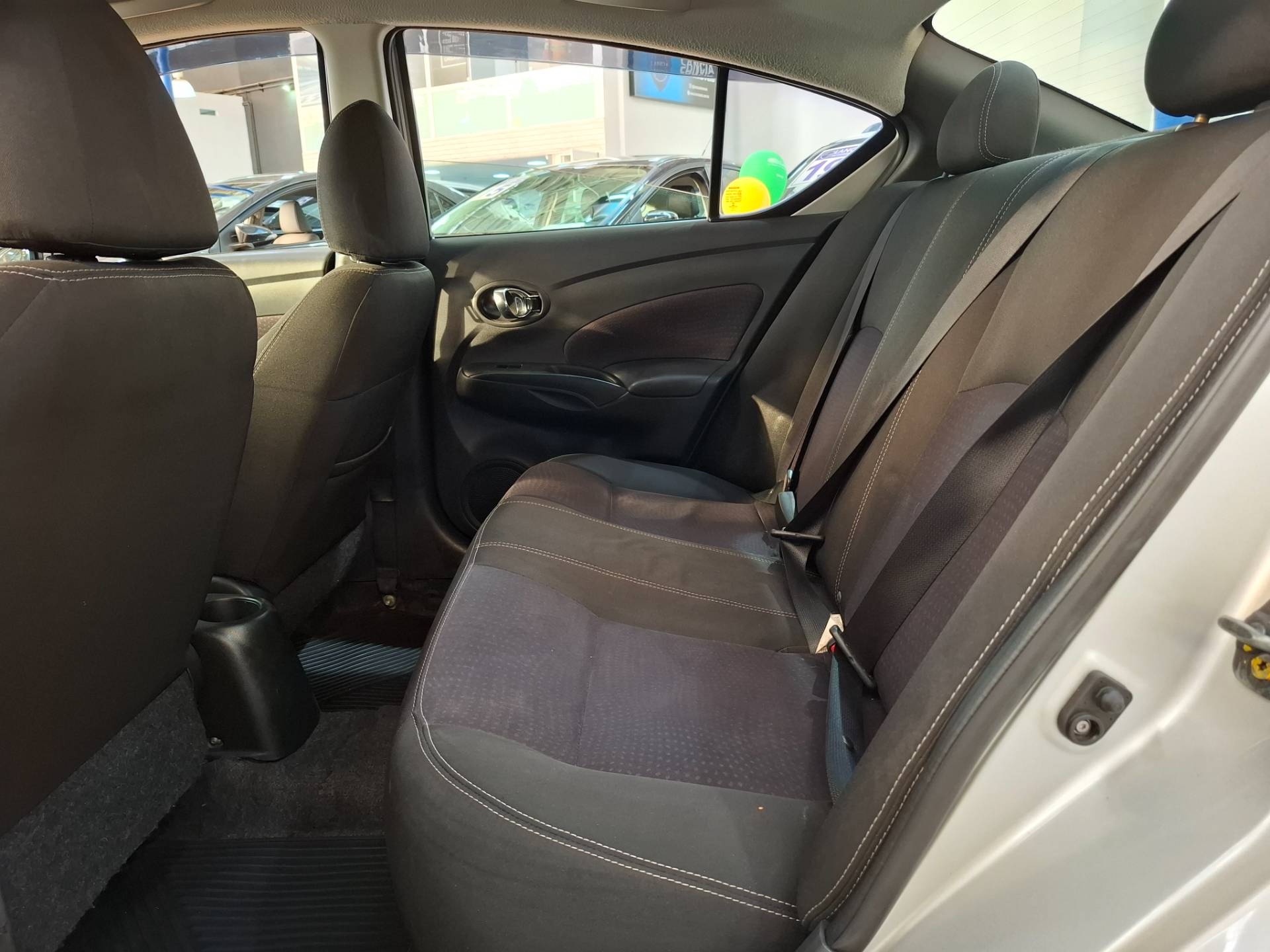 NISSAN VERSA
