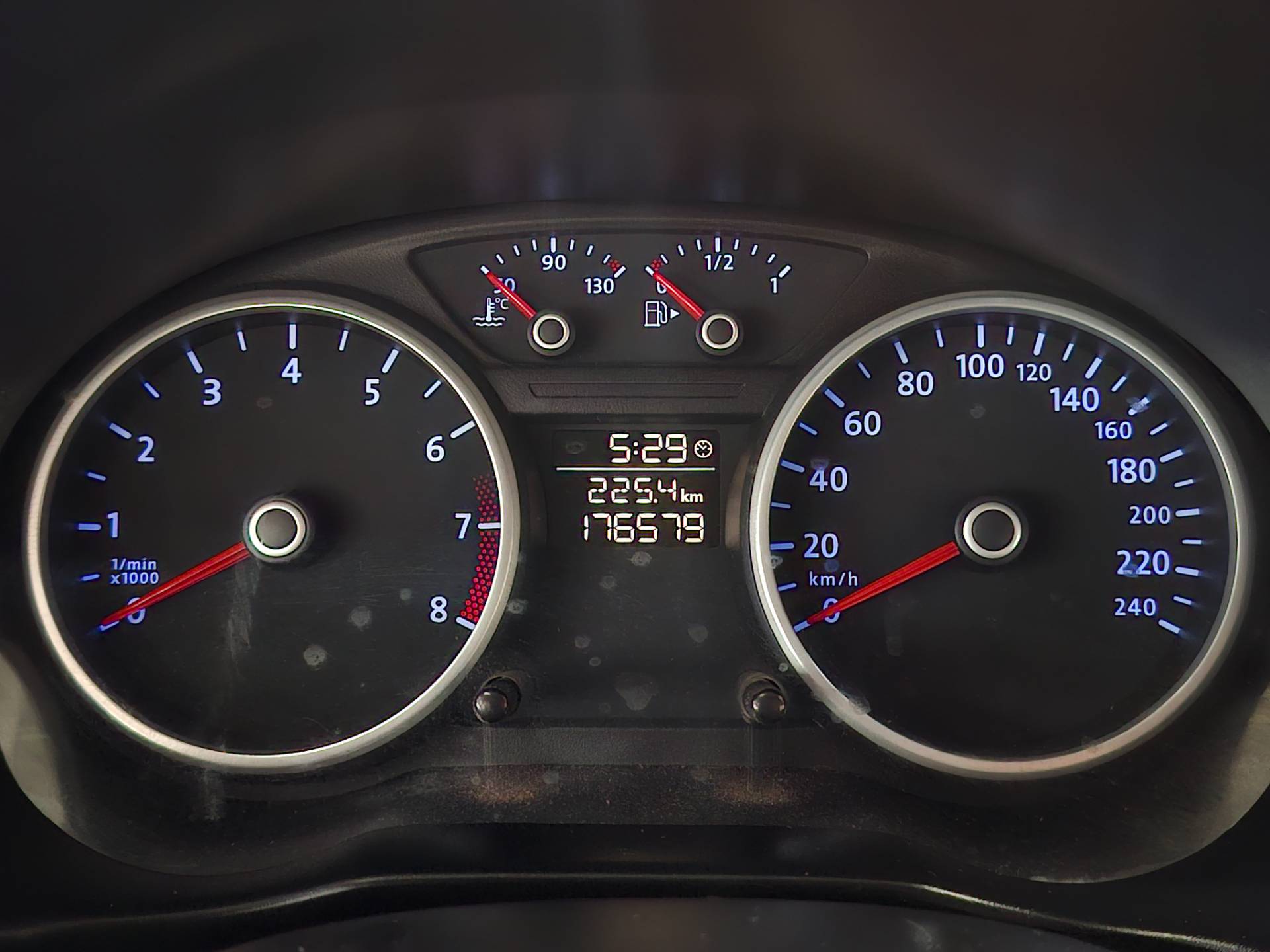 VOLKSWAGEN GOL