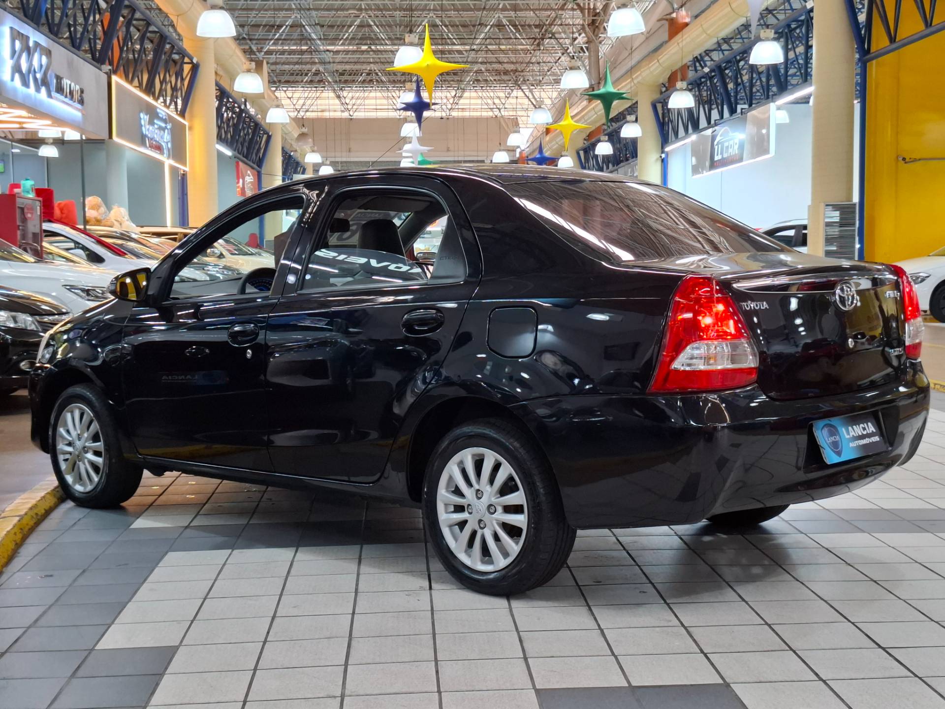 TOYOTA ETIOS