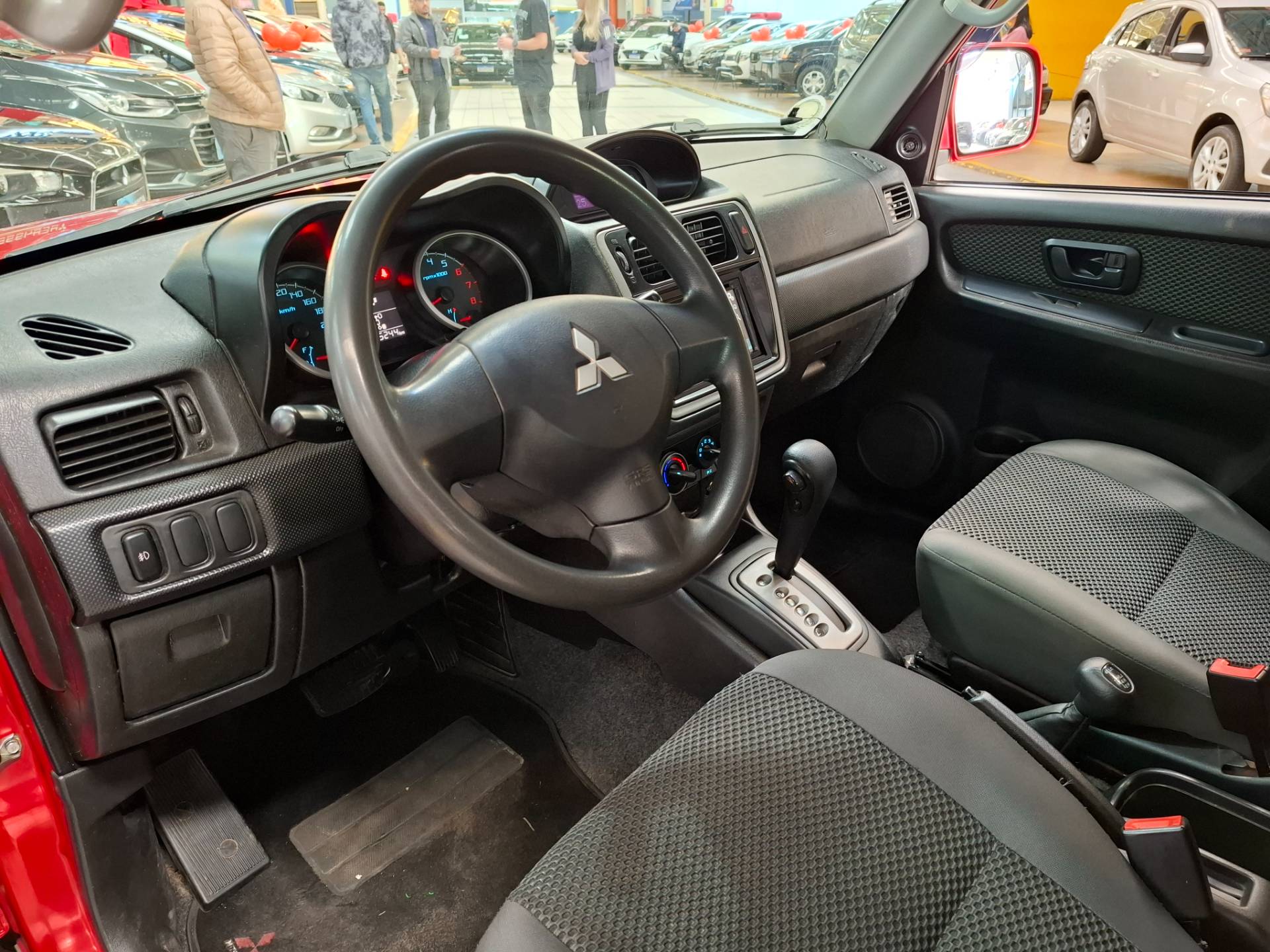 MITSUBISHI PAJERO TR4