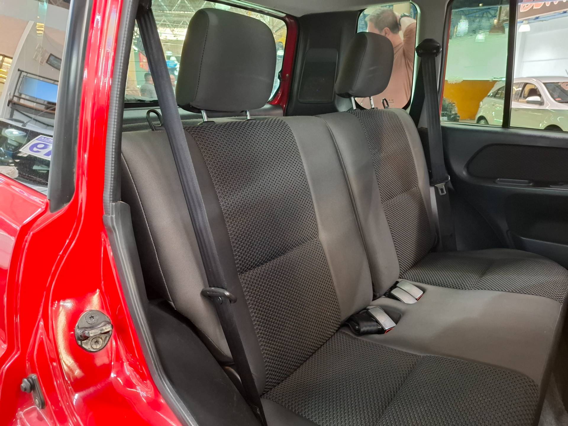 MITSUBISHI PAJERO TR4
