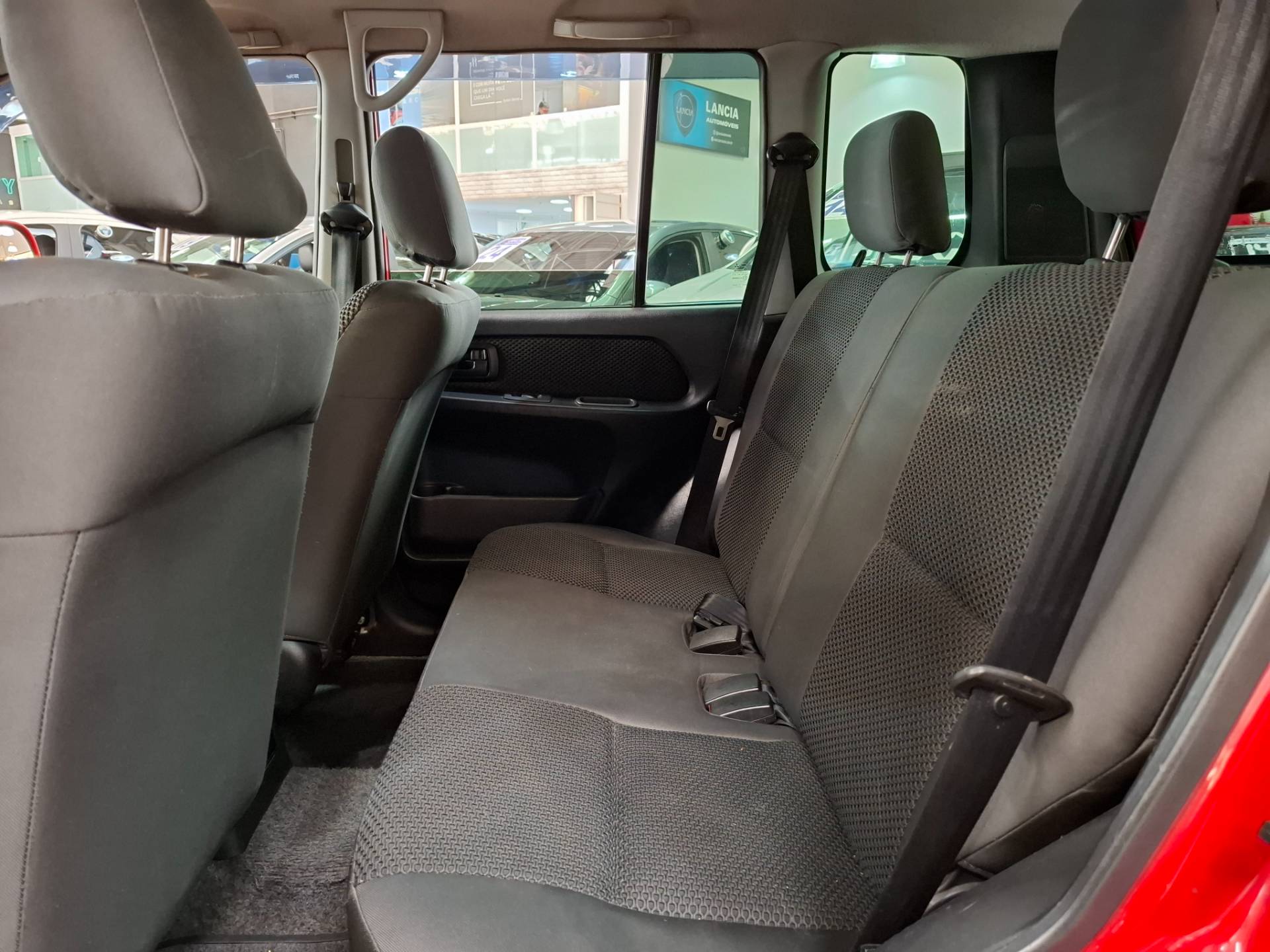 MITSUBISHI PAJERO TR4