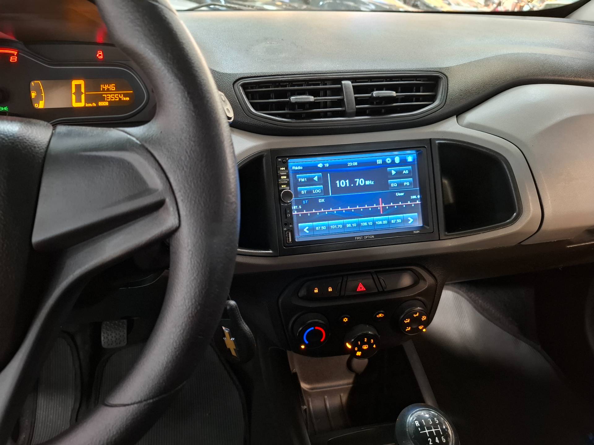CHEVROLET ONIX