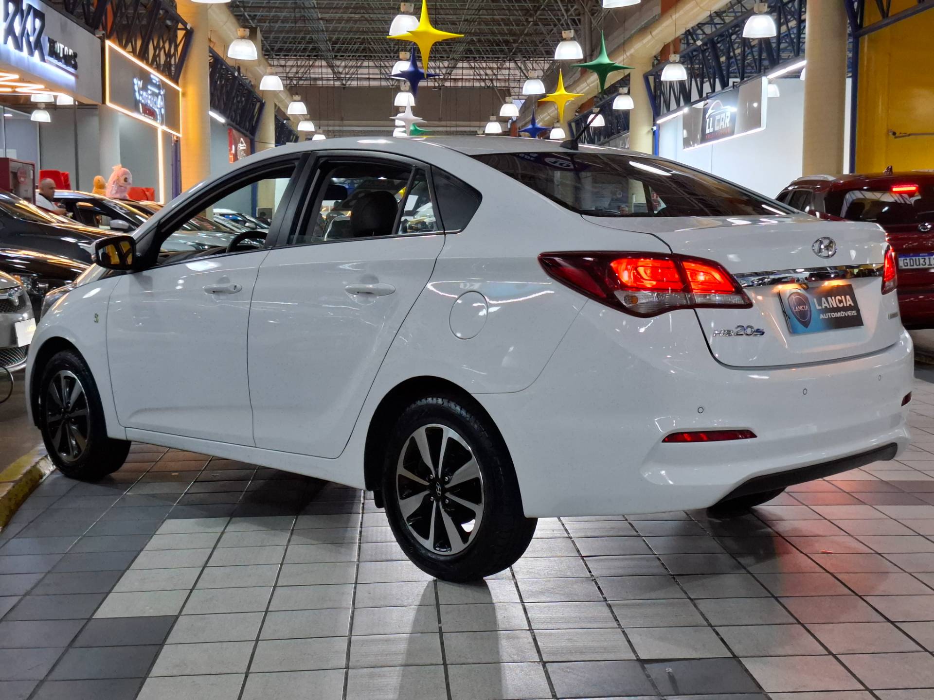 HYUNDAI HB20S